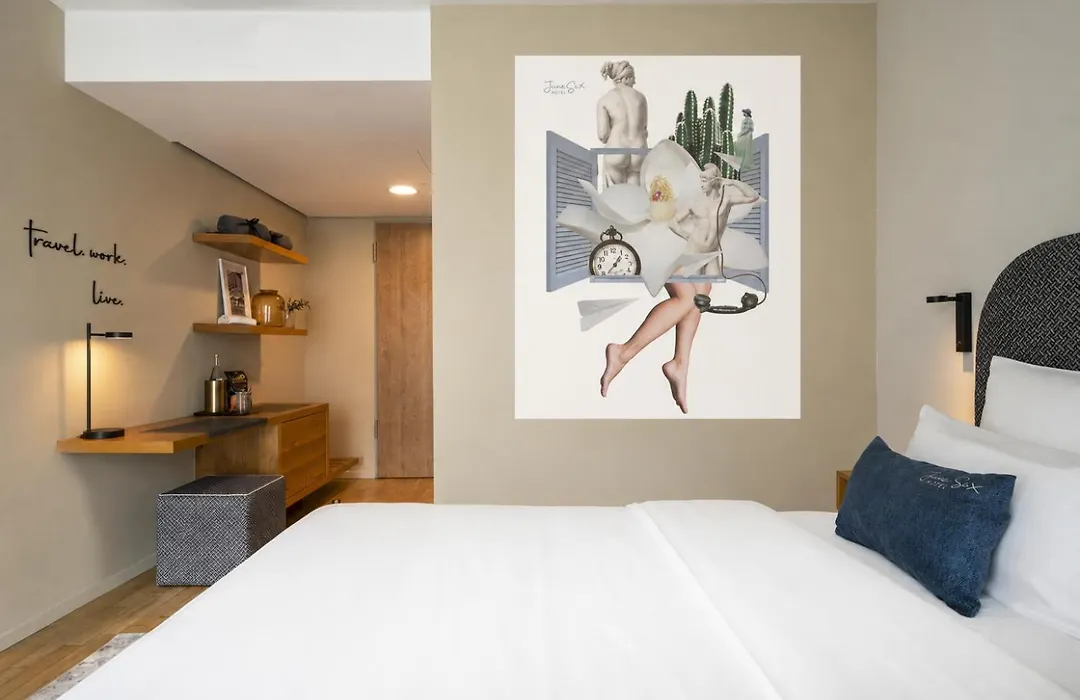 June Six Hotel Berlin City West-1
