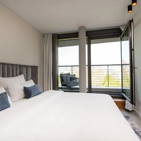 June Six Hotel Berlin City West-2